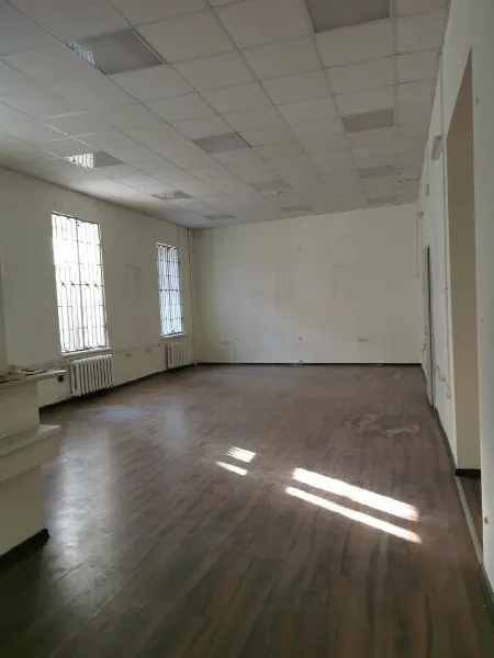 Комерційна, 154 м², Центр