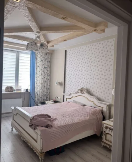 3-кімнатна квартира, 91 м², Мандарин, Центр