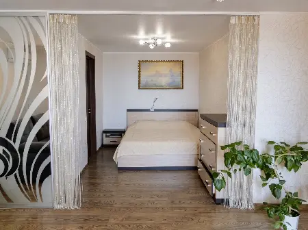 4-кімнатна квартира, 135 м², Таїрова