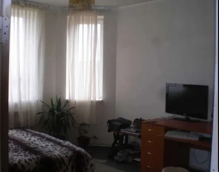 3-кімнатний будинок, 192 м², Малодолинське