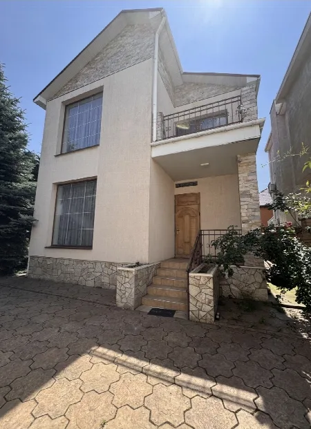 4-кімнатний будинок, 135 м², Совіньйон