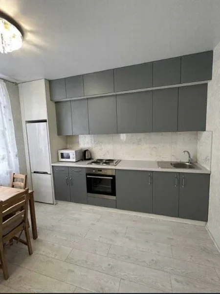 1-кімнатна квартира, 49 м², Скай Сіті, Черьомушки