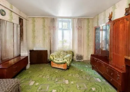 3-комнатная квартира, 58 м², Центр