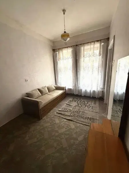 2-кімнатна квартира, 37 м², Центр