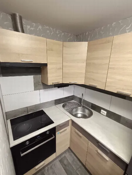 1-кімнатна квартира, 30 м², Золоті Стовпи, Слобідка