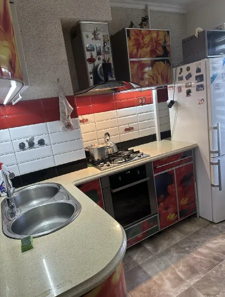 2-кімнатна квартира, 50 м², Таїрова