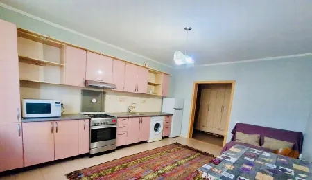 2-кімнатна квартира, 80 м², Чорноморськ