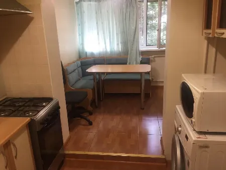 3-кімнатна квартира, 72 м², Черемушки