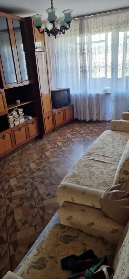 3-комнатная квартира, 63 м², Таирова
