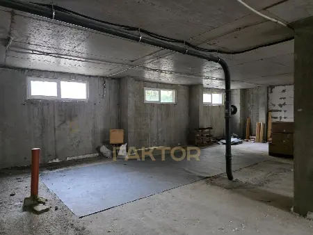 Комерційна, 175 м², Будинок на Щорса, Черемушки