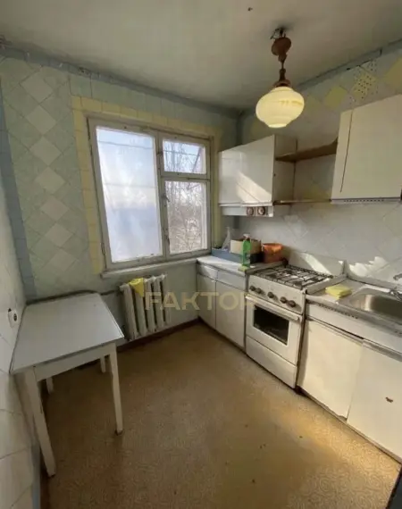2-кімнатна квартира, 45 м², Таїрова