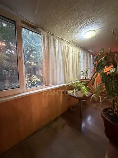 3-кімнатна квартира, 58 м², Фонтан
