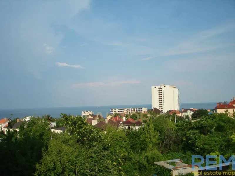 Гостиница/отель 1 600 м², этаж 1/3, ул. Каманина, Фонтан