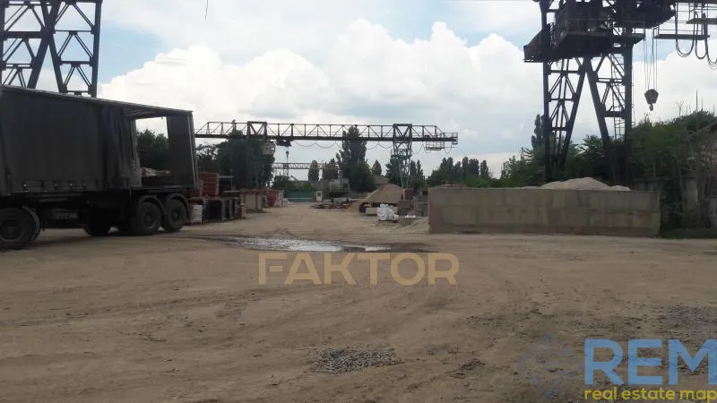 Помещение свободного назначения 2 000 м², этаж 1/1, ул. Промышленная, Слободка