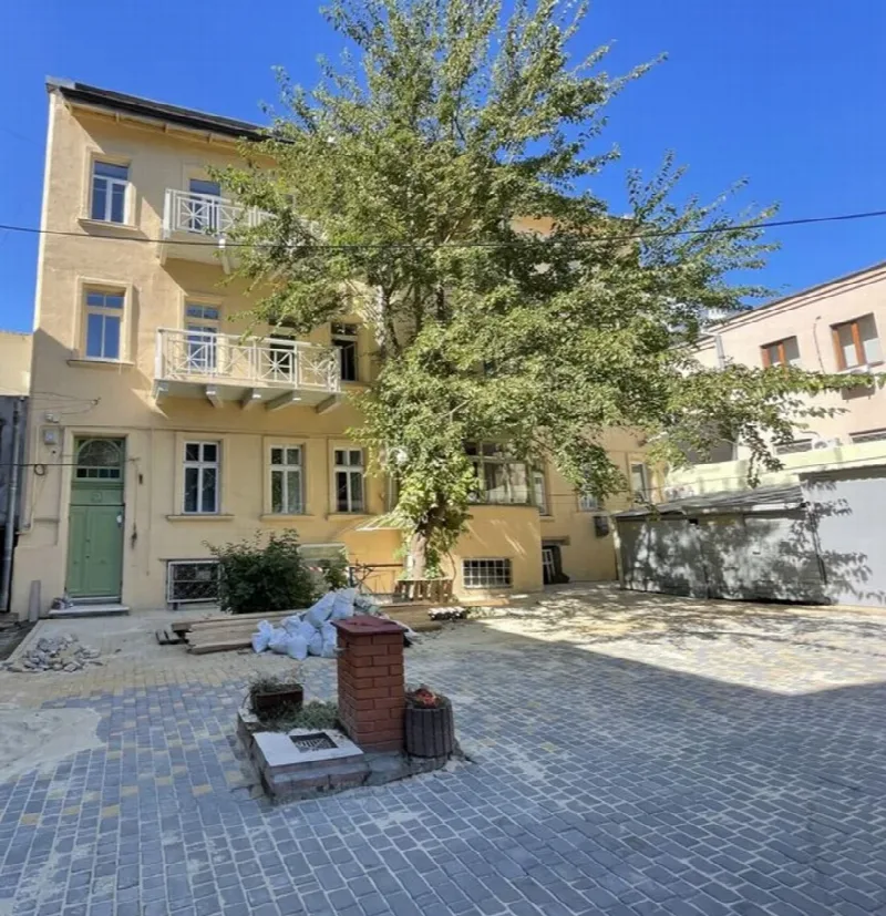 Commercial, 420 m², Shevchenko-Frantsuzkyi