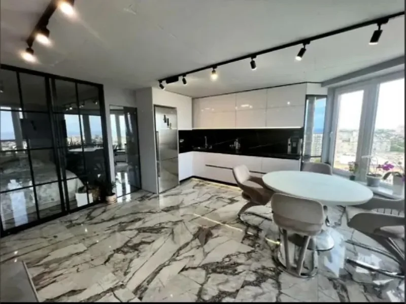 2-комнатная квартира, 82 м², Таирова