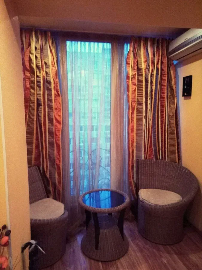 3-комнатная квартира, 71 м², Таирова