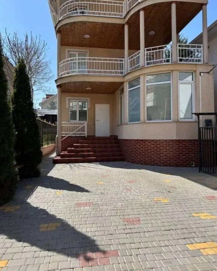 8-кімнатний будинок, 237 м², Таїрова