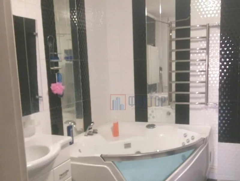 3-комнатная квартира, 94 м², Таирова