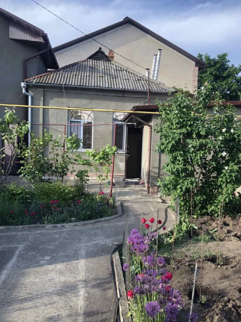 1-кімнатні, 60 м²