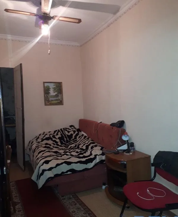 3-кімнатна квартира, 84 м², Центр