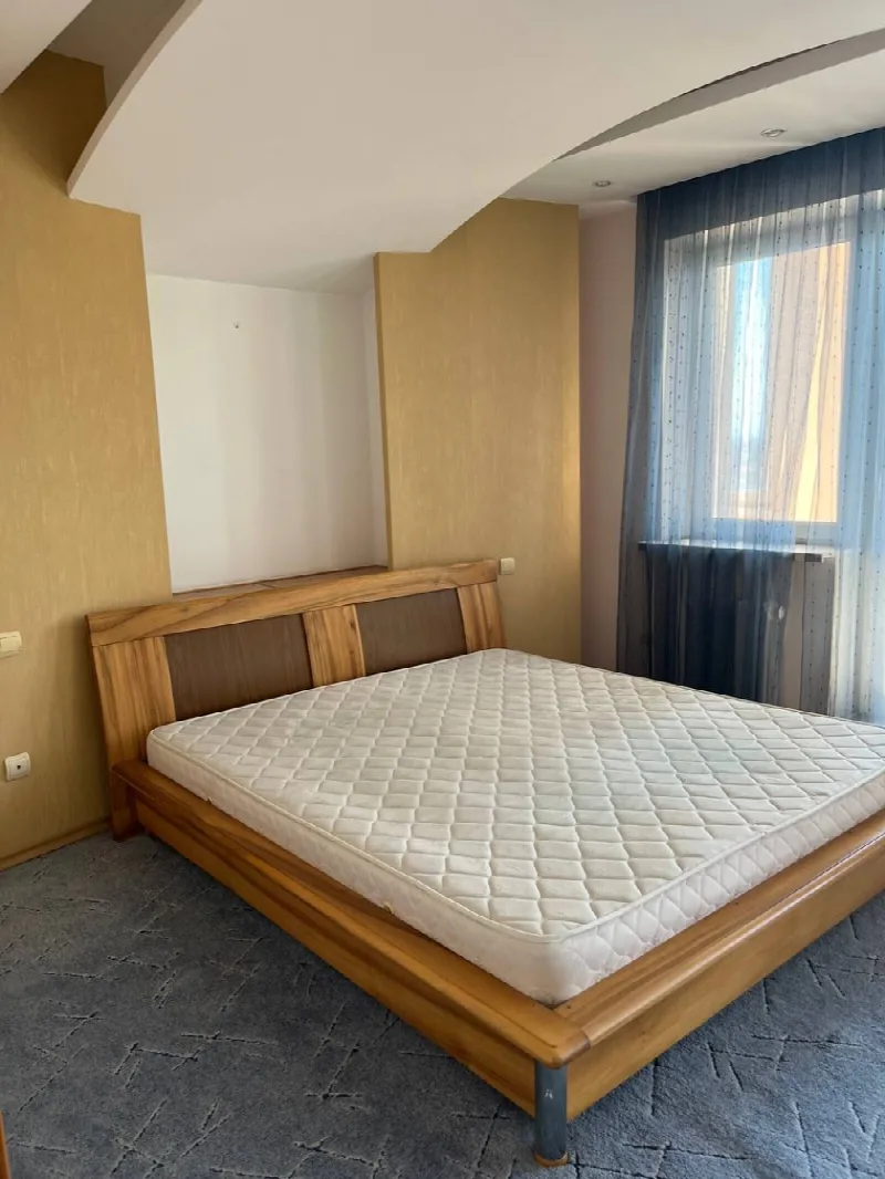 2-кімнатні, 118 м²