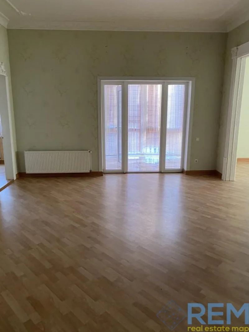 10-комнатный дом, 900 м², Фонтан