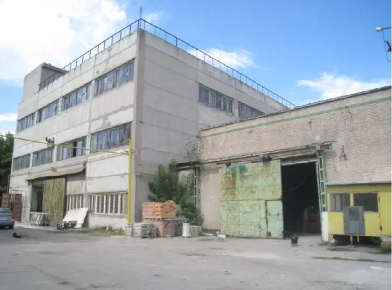 Коммерция, 3 119 м², Слободка