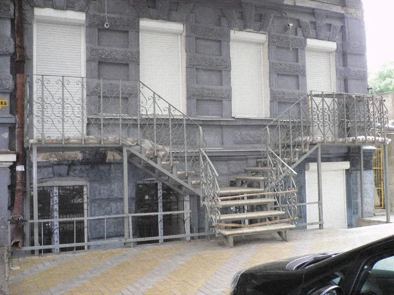 2-кімнатні, 90 м²