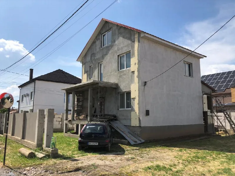 4-кімнатні, 120 м²