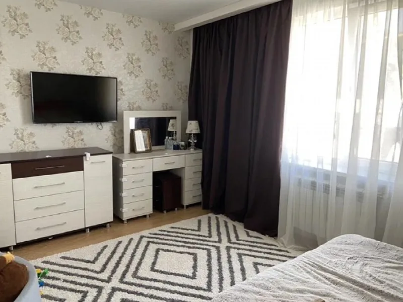 3-кімнатні, 90 м²