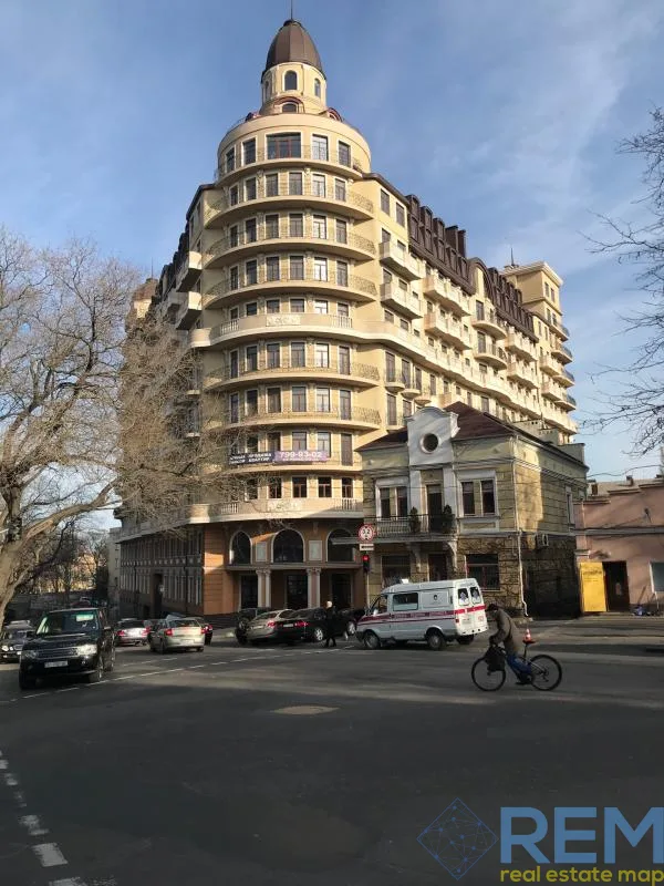 3-кімнатна квартира, 303 м², Спадщина дерибасу, Центр