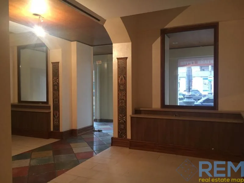 Коммерция, 134 м², Центр