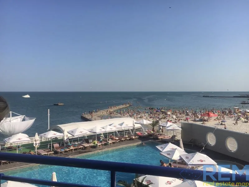 Commercial, 176 m², Maristella, Fontan
