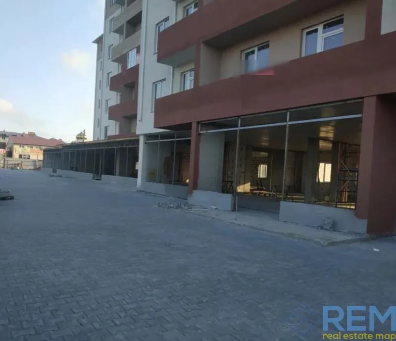 Комерційна, 1 100 м², Авангард