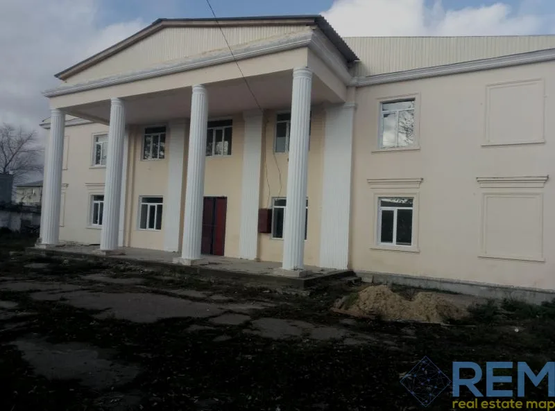 Commercial, 1 350 m², Slobidka (Peresypskyi)