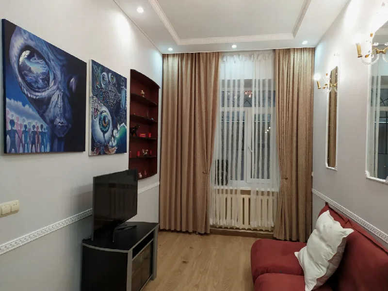2-кімнатна квартира, 62 м², Центр