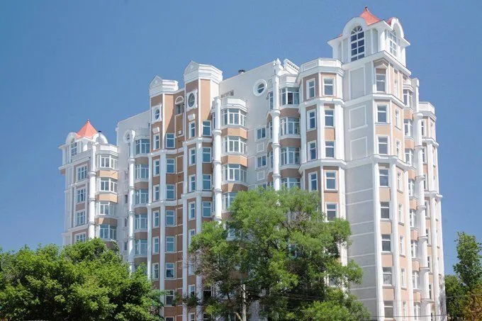 3-кімнатні, 131 м²