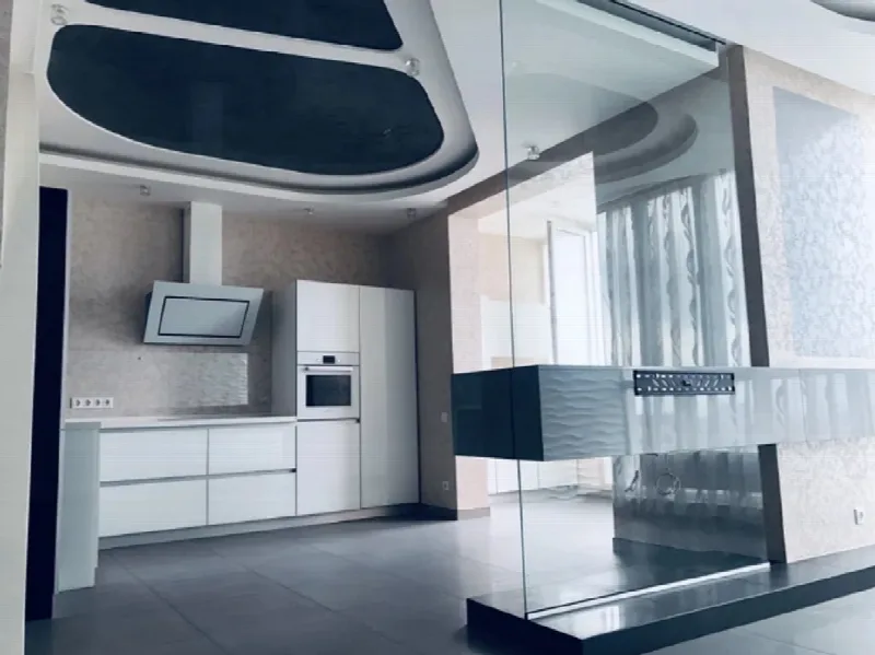 4-кімнатна квартира, 130 м², Тирас, Таїрова