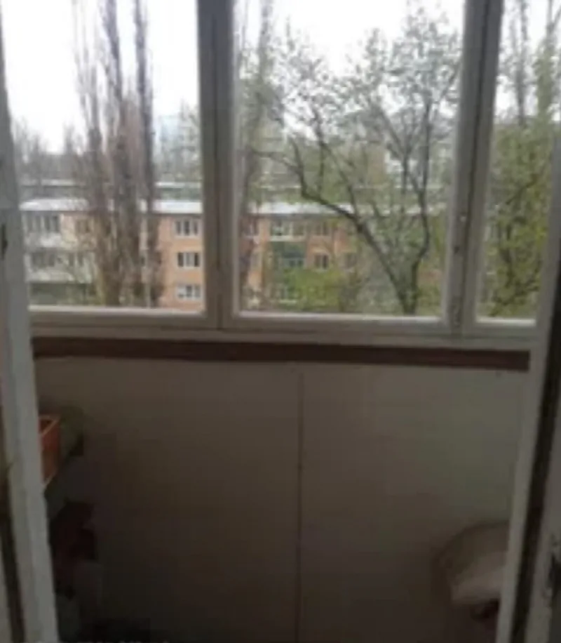 3-кімнатна квартира, 63 м², Таїрова