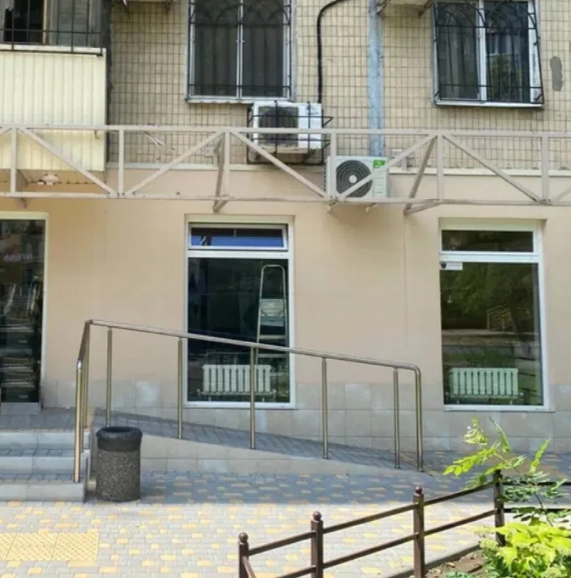 Комерційна, 50 м², Таїрова