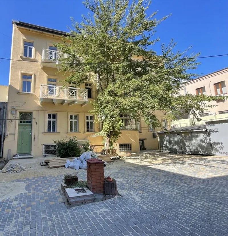 Commercial, 420 m², Shevchenko-Frantsuzkyi
