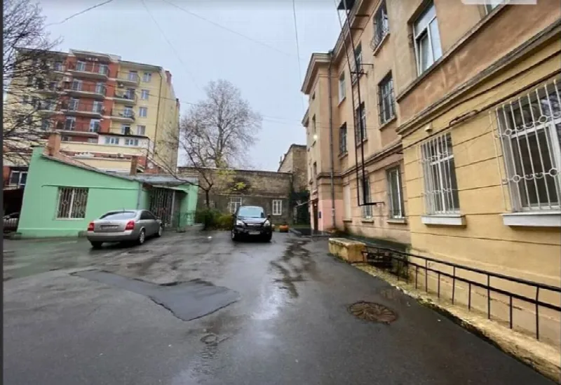 2-кімнатна квартира, 65 м², Центр