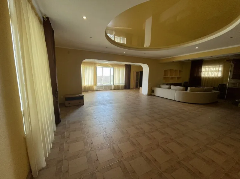 5-комнатный дом, 260 м², Крыжановка