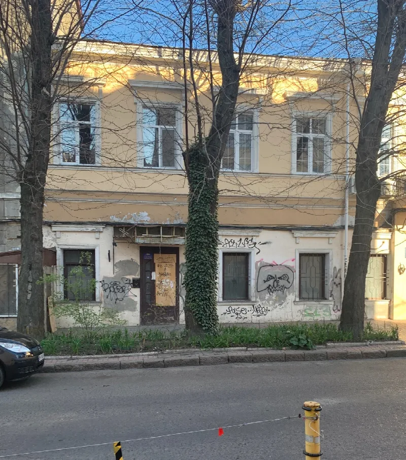 Коммерция, 130 м², Центр