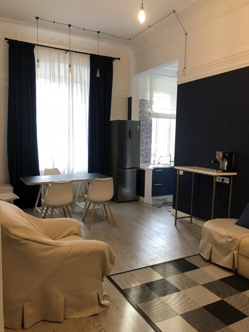 2-кімнатна квартира, 63 м², Фонтан