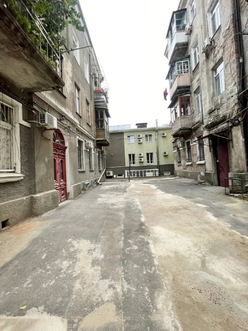 3-room, 120 m²