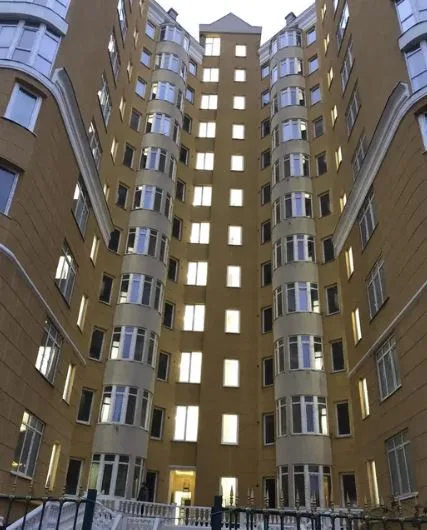 2-кімнатна квартира, 72 м², Щепной пер. дом 11/21, Центр