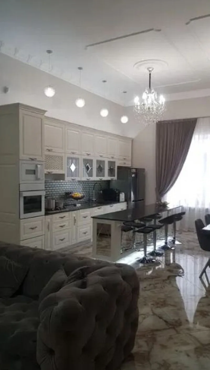 5-кімнатний будинок, 350 м², Царське Село