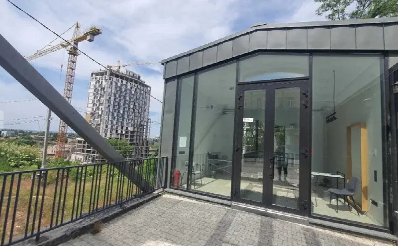 Коммерция, 125 м², Центр
